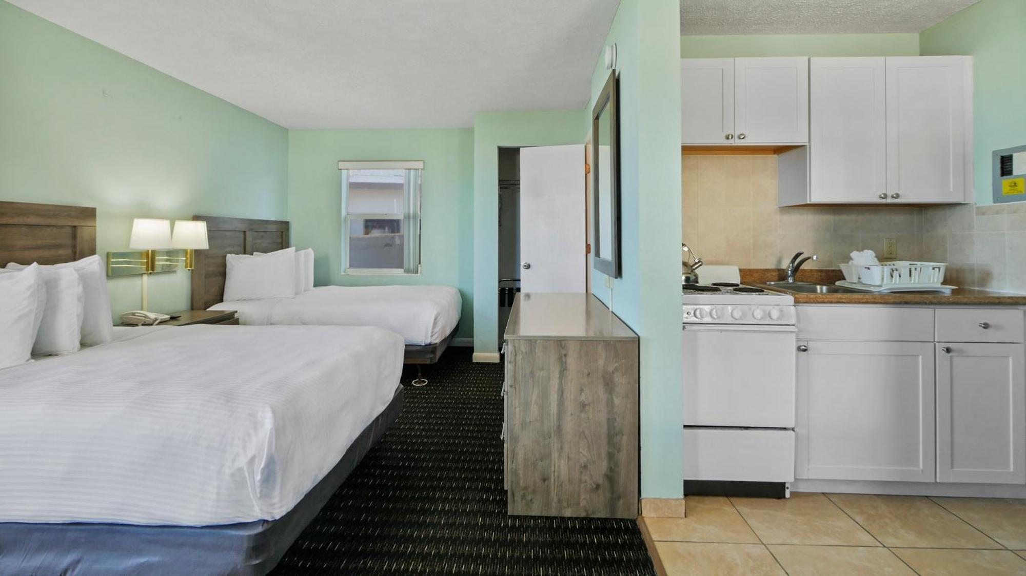 Ocean Court Beachfront Hotel Дейтона Бийч Екстериор снимка
