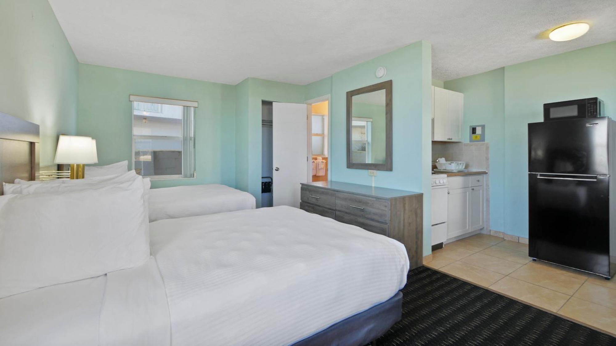 Ocean Court Beachfront Hotel Дейтона Бийч Екстериор снимка