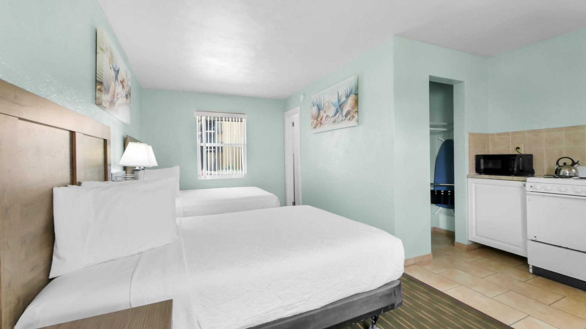 Ocean Court Beachfront Hotel Дейтона Бийч Екстериор снимка