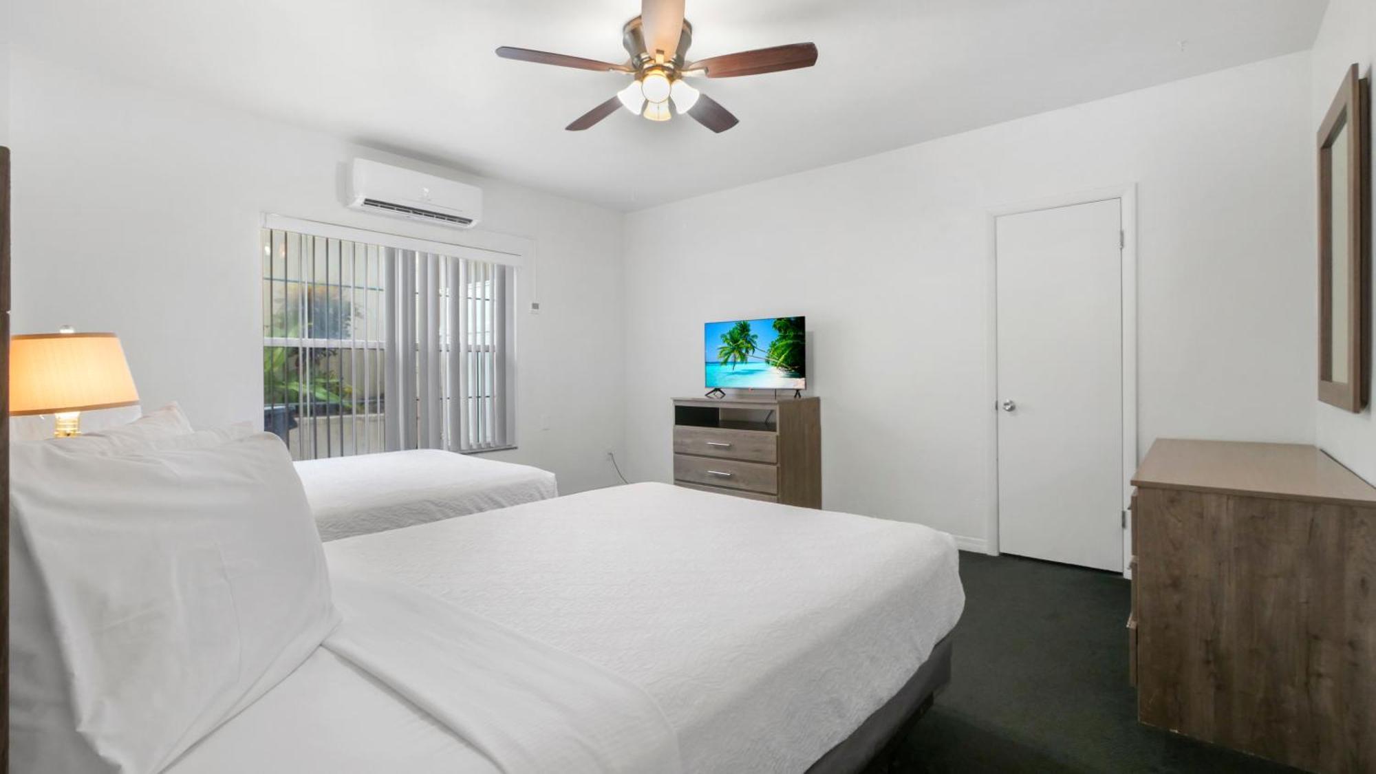 Ocean Court Beachfront Hotel Дейтона Бийч Екстериор снимка